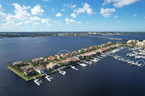 907 Riviera Dunes Way Palmetto FL 34221