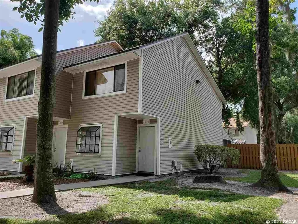 6110 SW 8th Lane Gainesville FL 32607
