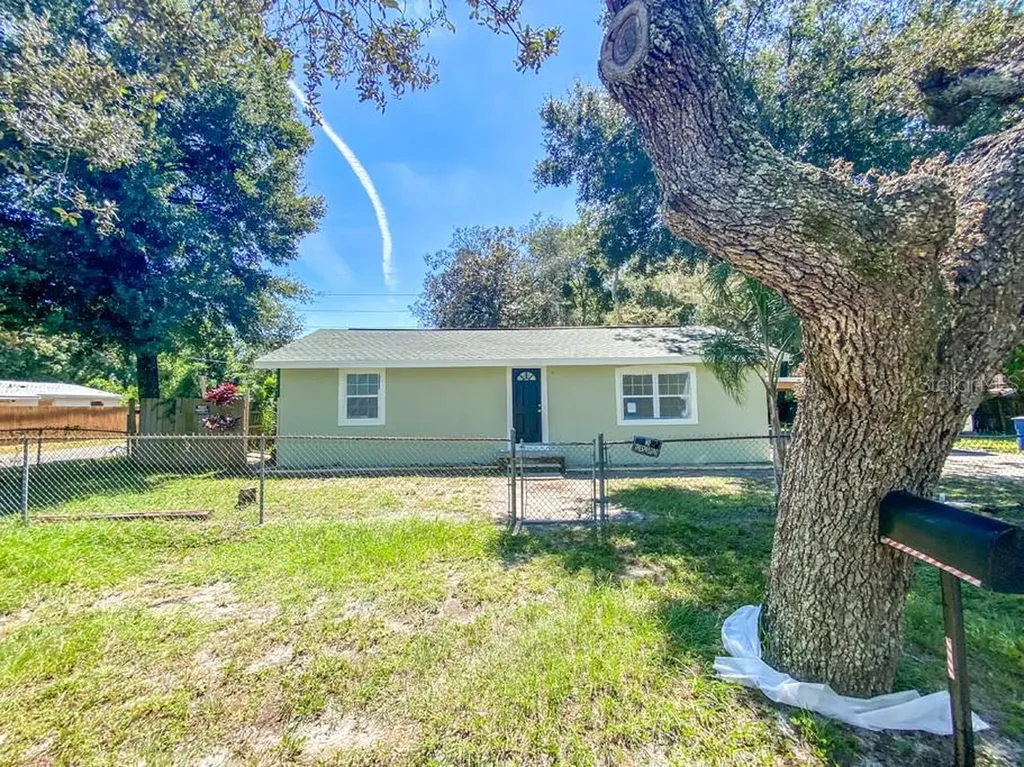 1215 E Holland Avenue Tampa FL 33612