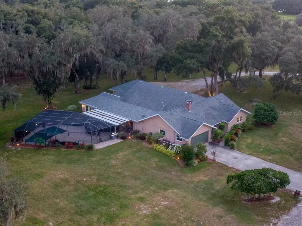 1901 Myakka Road Sarasota FL 34240