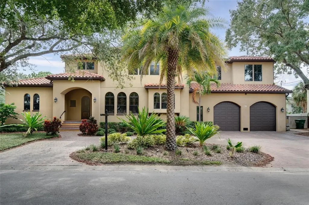 51 Sandpiper Road Tampa FL 33609