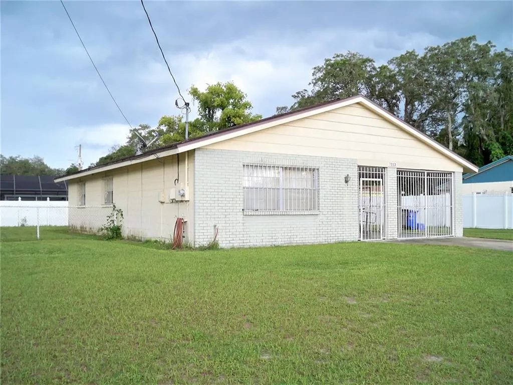 7113 N 50th Street Tampa FL 33617