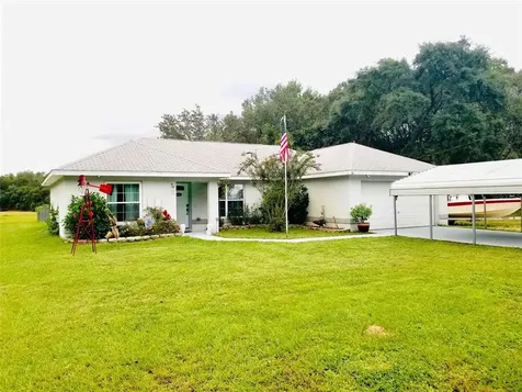 16 Fisher Lane Drive Ocklawaha FL 32179