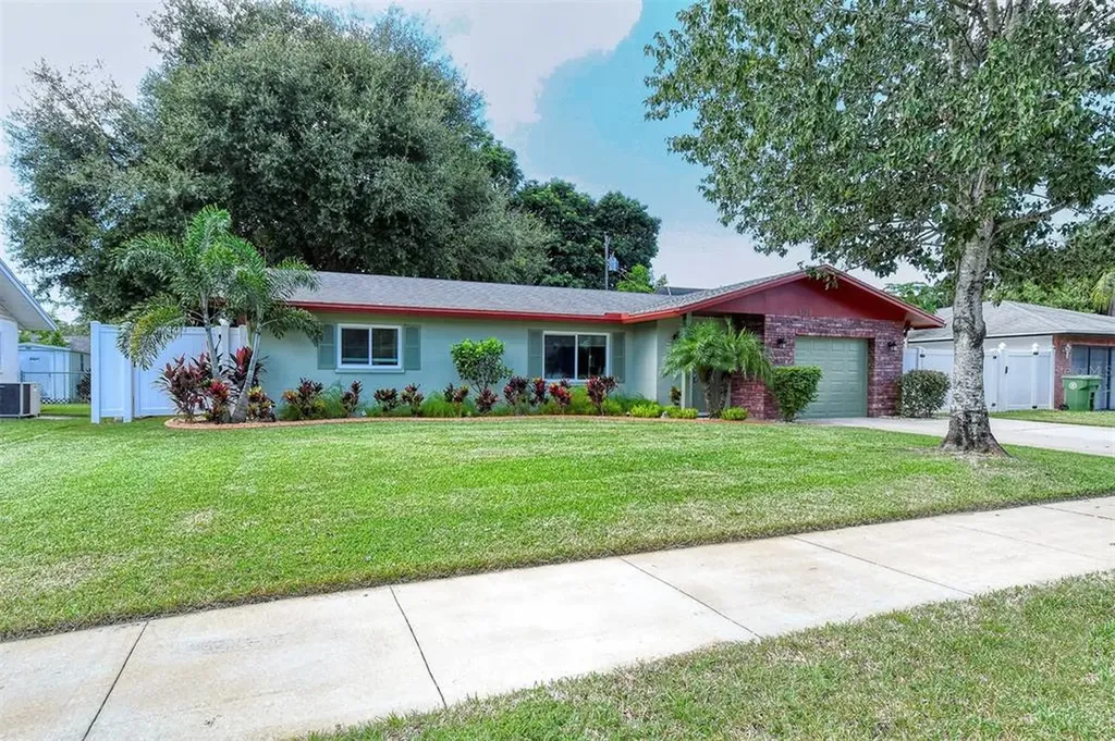 3109 21st Avenue W Bradenton FL 34205
