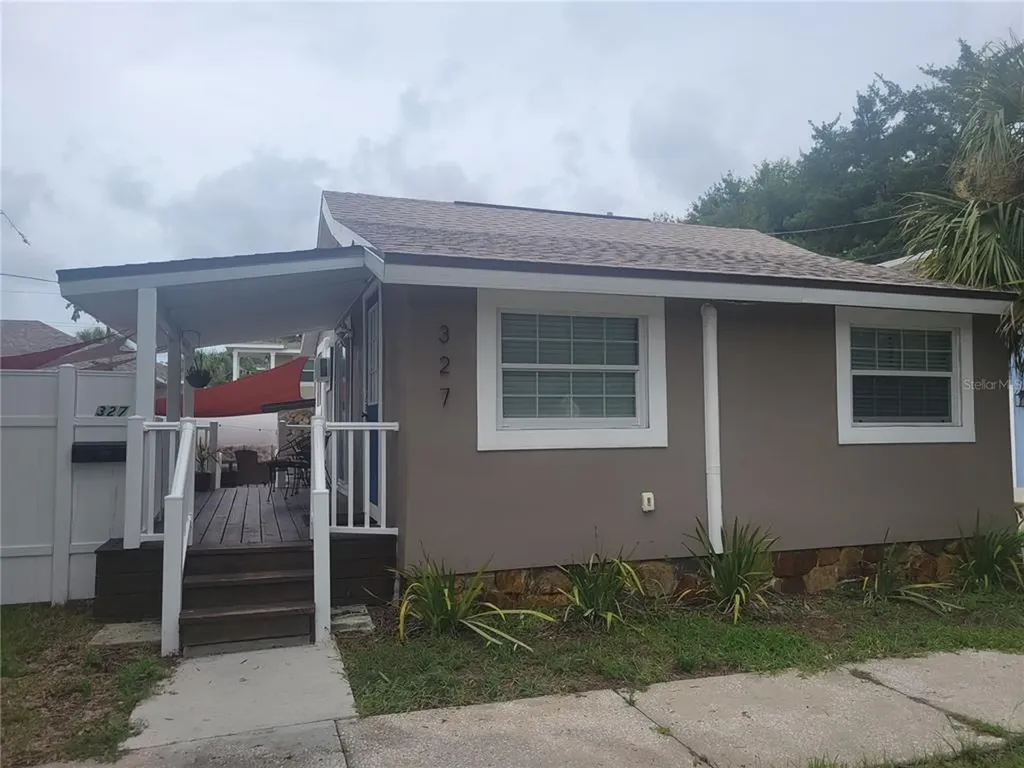 327 25th Street S St Petersburg FL 33712