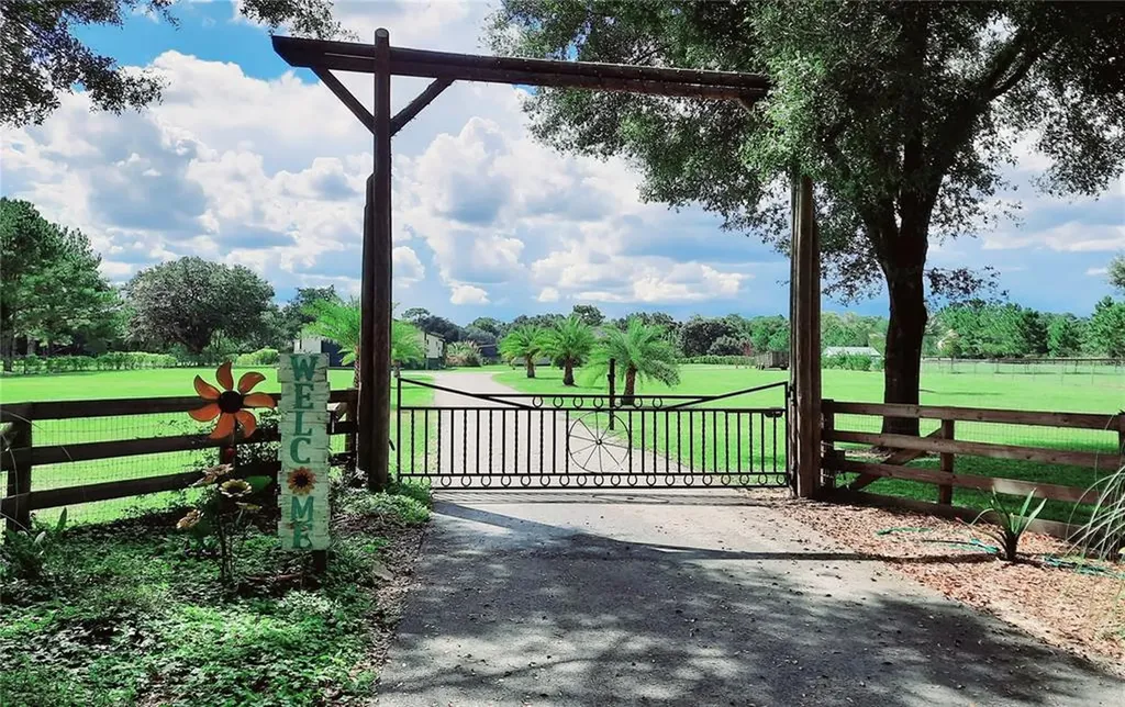 14012 S Magnolia Avenue Ocala FL 34473