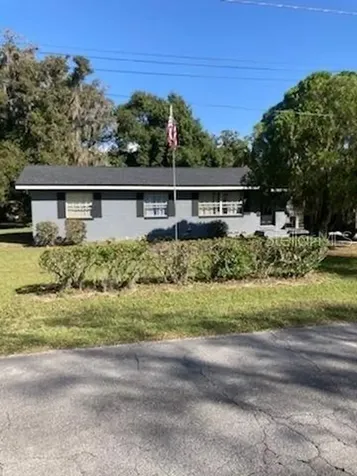 1289 E Wisconsin Avenue Deland FL 32724