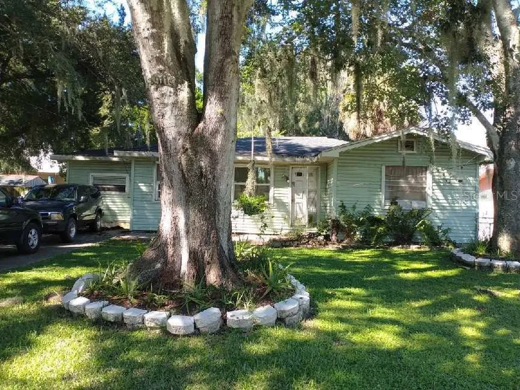 5815 Sun Glo Avenue Port Richey FL 34668
