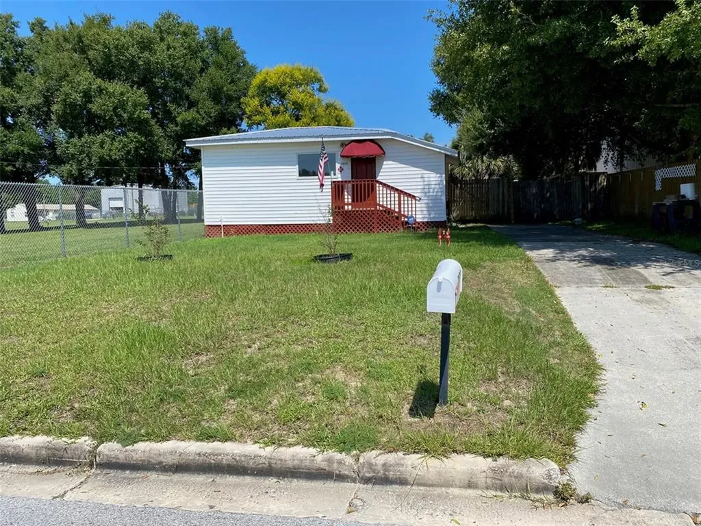 1034 W Broome Street Clermont FL 34711