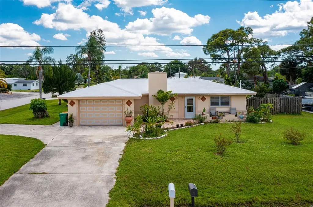 2075 Mississippi Avenue Englewood FL 34224