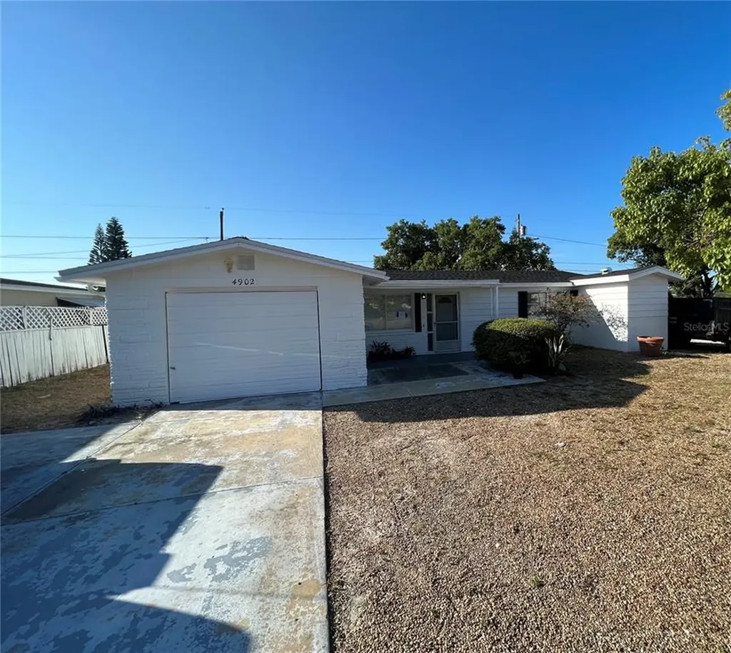 4902 Guardian Avenue Holiday FL 34690