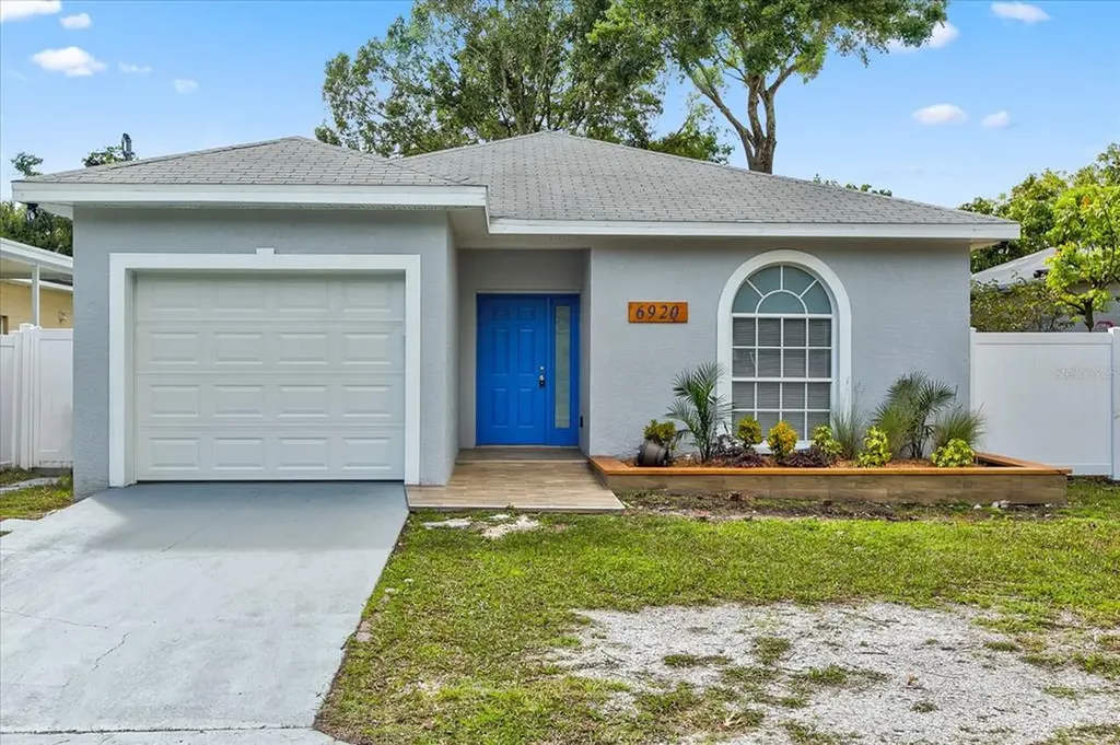 6920 N Glen Avenue Tampa FL 33614
