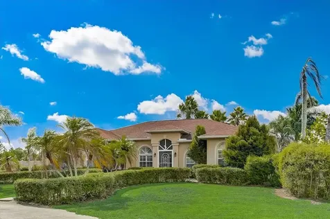 952 Bel Air Star Parkway Sarasota FL 34240