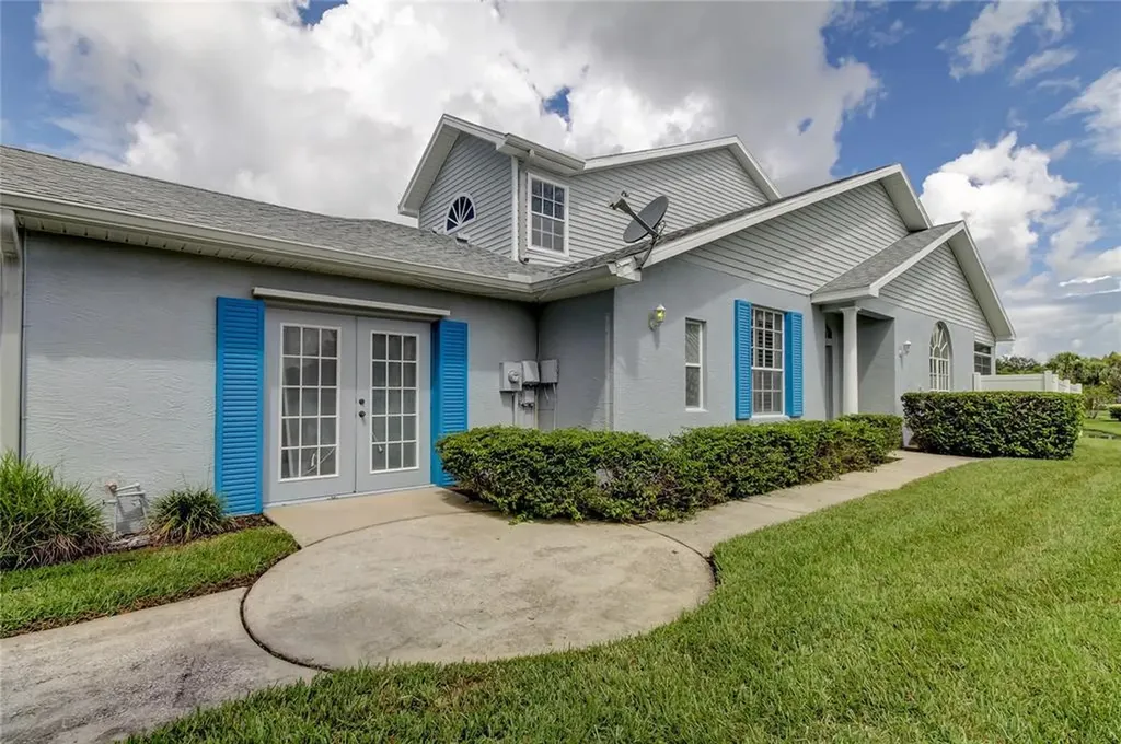 200 Hemingway Drive Oldsmar FL 34677