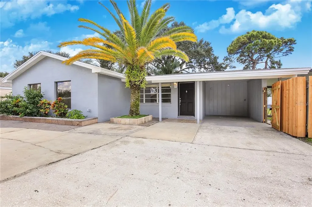 1402 Galsworthy Avenue Orlando FL 32809