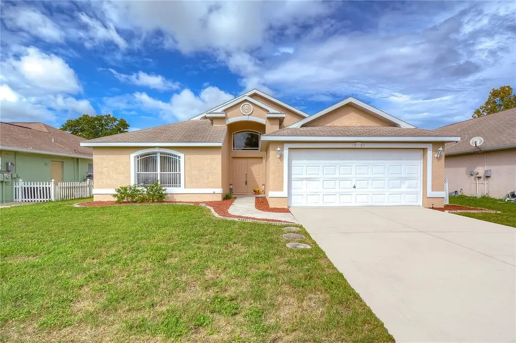 10137 Barnett Loop Port Richey FL 34668