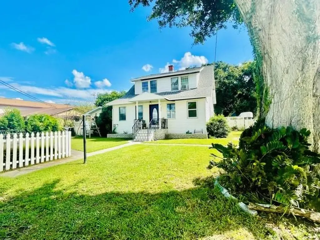 820 Avenue Z NW Winter Haven FL 33881