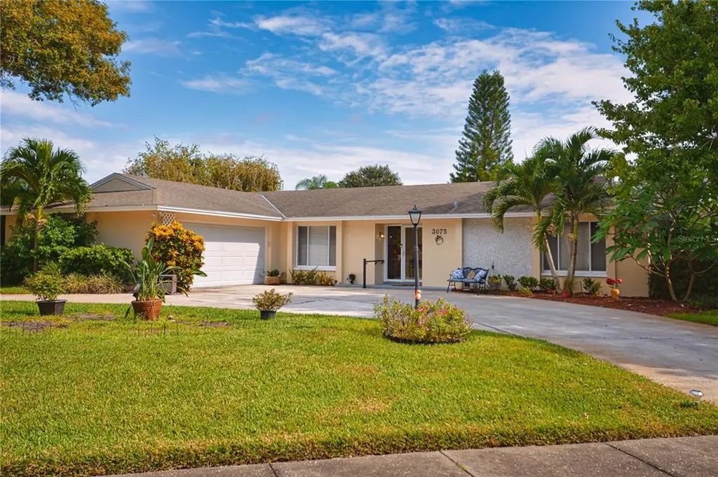 3075 Rosery Road NE Largo FL 33771