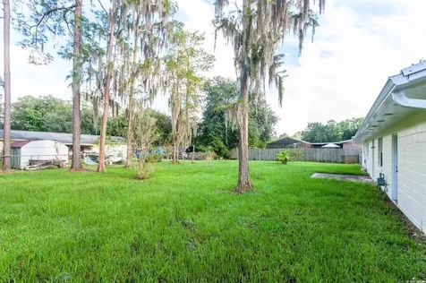 5621 NW 28th Terrace Gainesville FL 32653