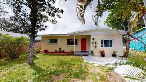 5610 14th Avenue S Gulfport FL 33707