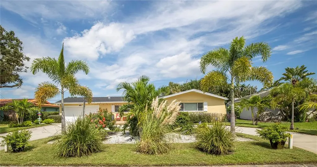 4323 50th Place S St Petersburg FL 33711