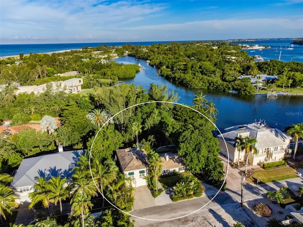 573 Juan Anasco Drive Longboat Key FL 34228