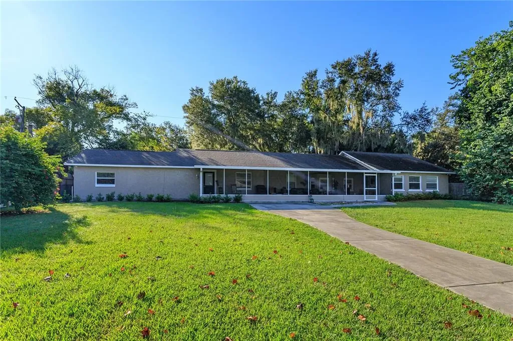 30 W Garden Avenue Winter Garden FL 34787