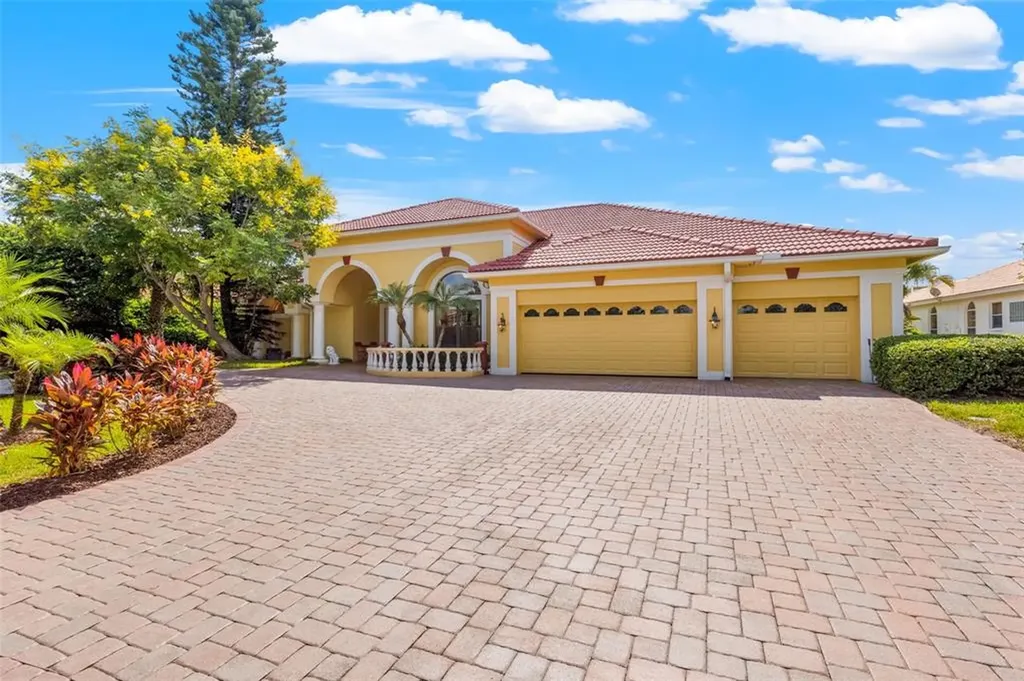 30324 Laurelwood Lane Wesley Chapel FL 33543