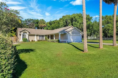 281 N Carpenter Avenue Orange City FL 32763