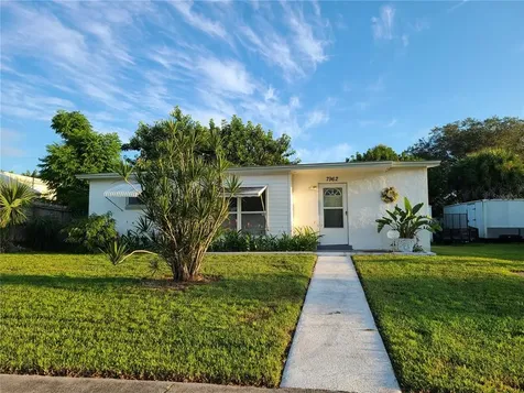 7962 Jeffery Avenue North Port FL 34287