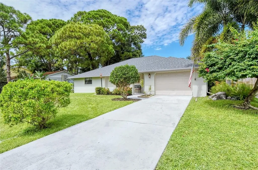 4063 Prescott Street Sarasota FL 34232