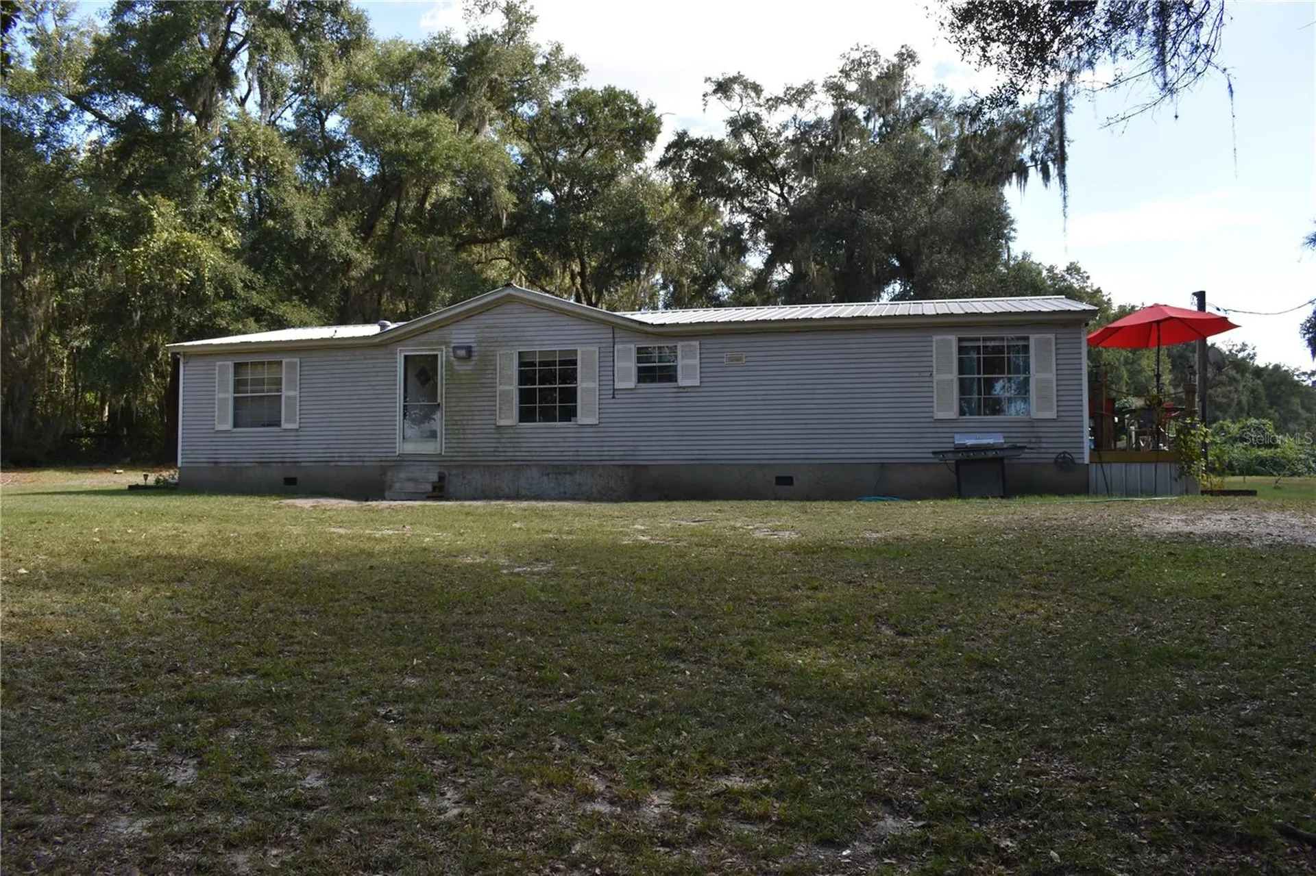 15551 N Us Highway 301 Citra FL 32113