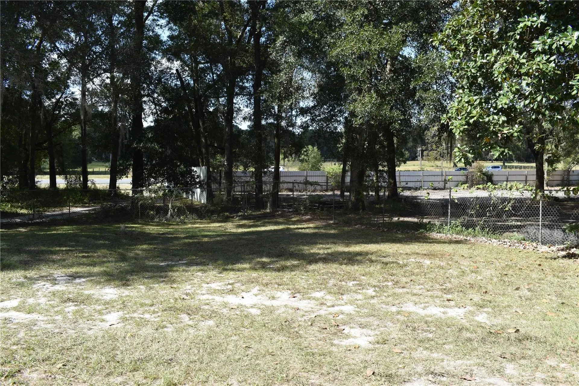 15551 N Us Highway 301 Citra FL 32113