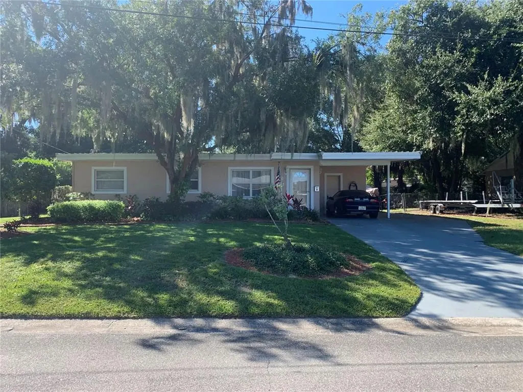 315 First Street Tavares FL 32778