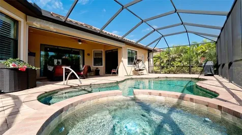 5617 Nectar Cove Bradenton FL 34211