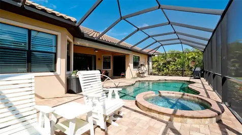 5617 Nectar Cove Bradenton FL 34211
