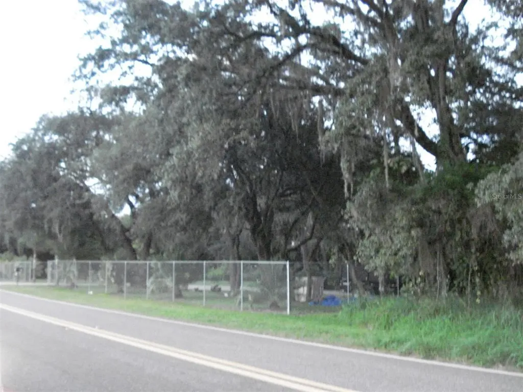 Avon Park Cutoff East Road Frostproof FL 33843