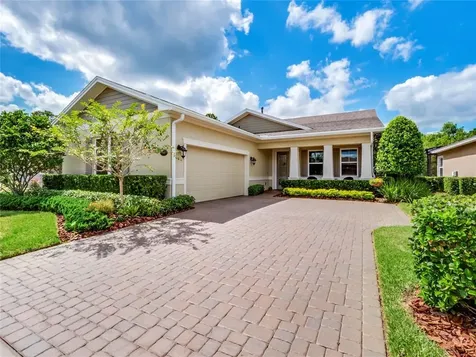 1640 Victoria Gardens Drive Deland FL 32724