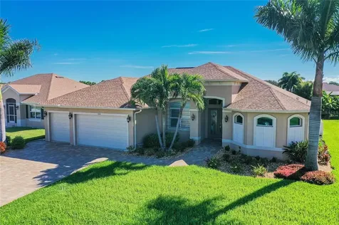 198 W Pine Valley Lane Rotonda West FL 33947