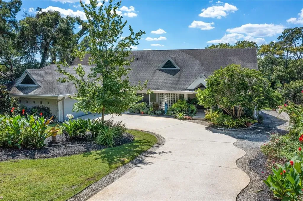936 Lake Marion Drive Altamonte Springs FL 32701