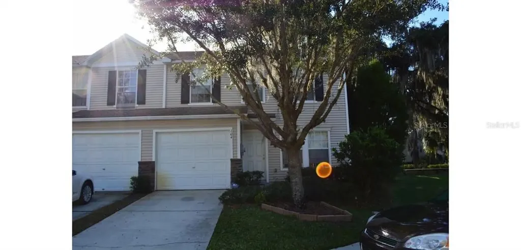 104 Woodknoll Place Valrico FL 33594