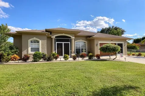8223 Rockwell Avenue North Port FL 34291