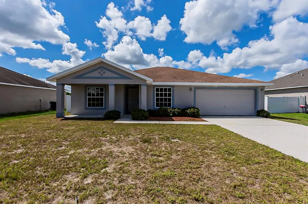 1106 James Way Kissimmee FL 34759