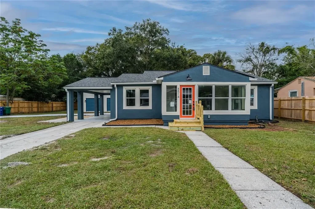 8514 N Lynn Avenue Tampa FL 33604
