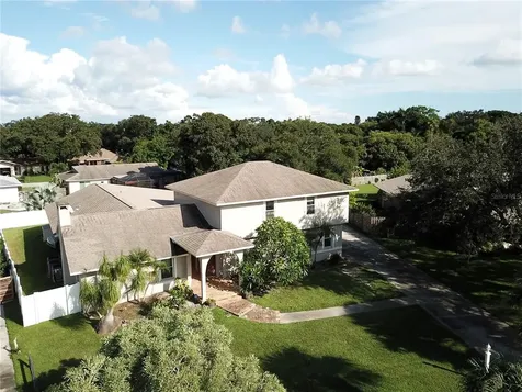 915 Cimarron Circle Bradenton FL 34209