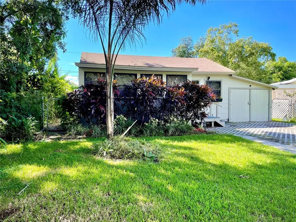 6350 29th Way N St Petersburg FL 33702