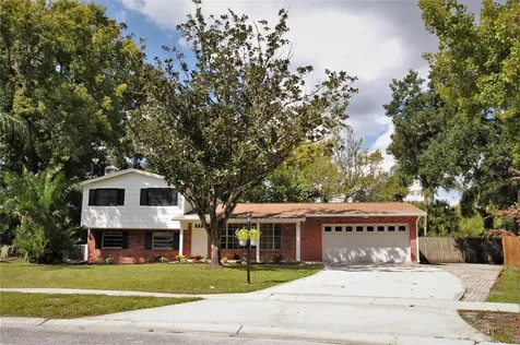 6809 Ambassador Court Tampa FL 33615
