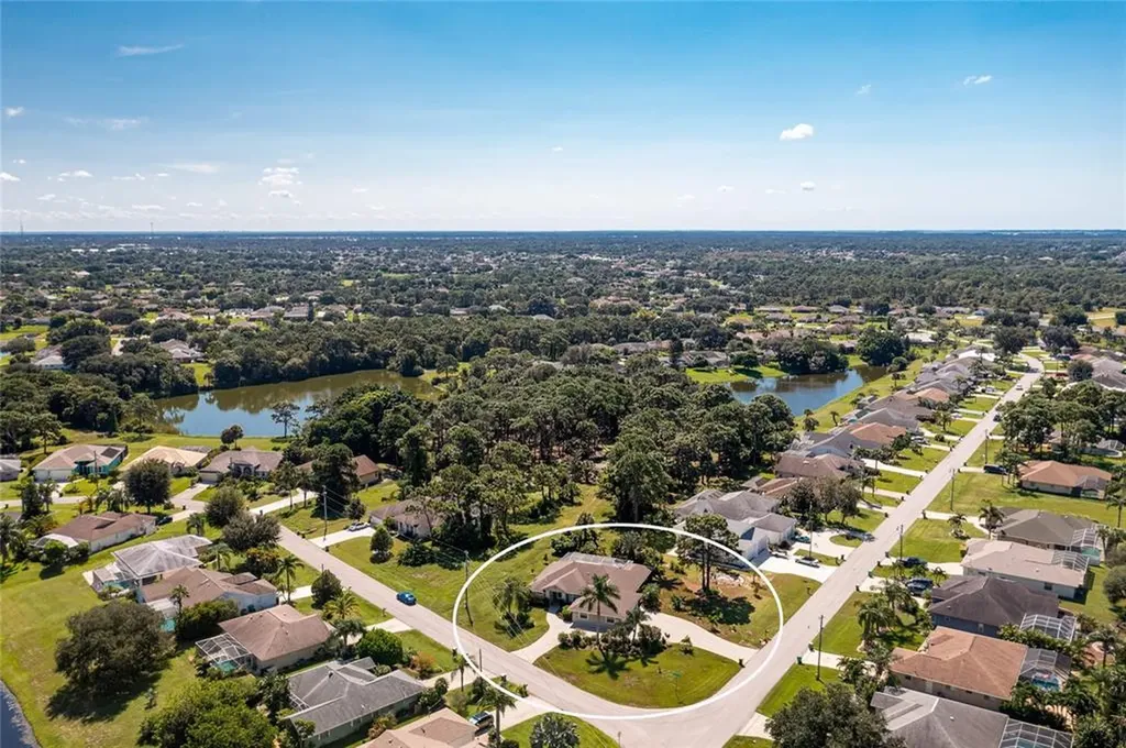 42 Sportsman Terrace Rotonda West FL 33947