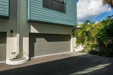 4810 W Mcelroy Avenue Tampa FL 33611