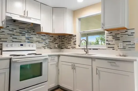4526 Flora Avenue Holiday FL 34690